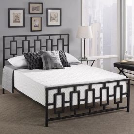 Индустриальная кровать - фото